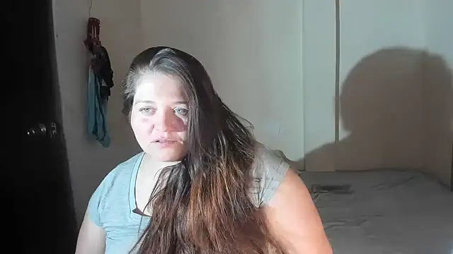 Snapshot of Daphne_girlsex chatting on 10.31.25 Daphne girlsex online show from 10.31.25