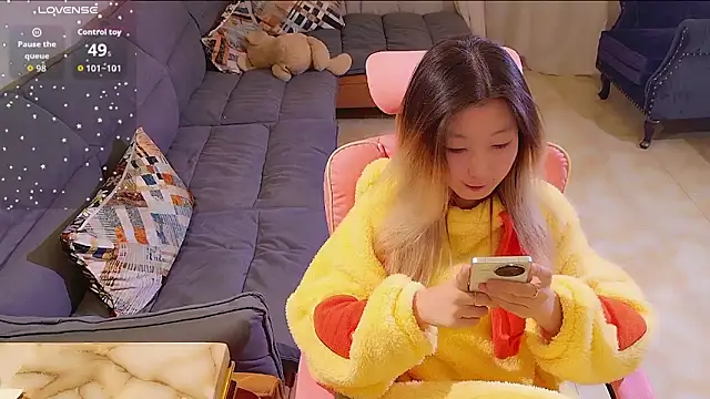 Deserve E online show from 10.17.25