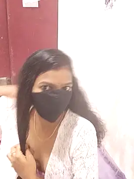 Snapshot of sneha_bebo chatting on 09.20.25 sneha bebo online show from 09.20.25