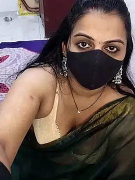 Snapshot of sneha_bebo chatting on 10.31.25 sneha bebo online show from 10.31.25