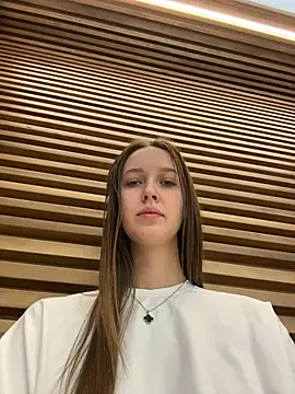 ElliRose online show from 12.16.25