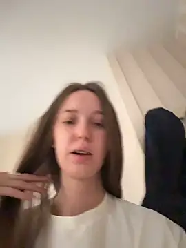 Snapshot of ElliRose chatting on 02.24.26 ElliRose online show from 02.24.26