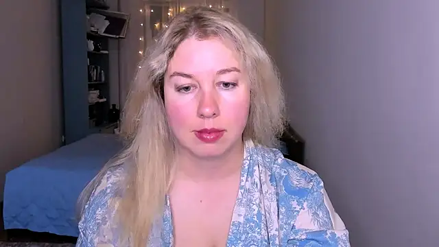 Snapshot of NancySanders chatting on 06.25.26 NancySanders online show from 06.25.26