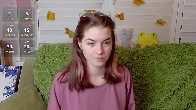 ElzaBlis online show from 10.30.25