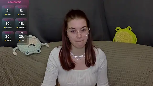 Snapshot of ElzaBlis chatting on 11.29.25 ElzaBlis online show from 11.29.25