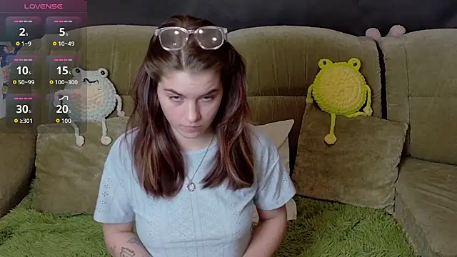 Snapshot of ElzaBlis chatting on 02.07.26 ElzaBlis online show from 02.07.26