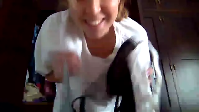 Snapshot of violetofsecret chatting on 10.10.25 violetofsecret online show from 10.10.25