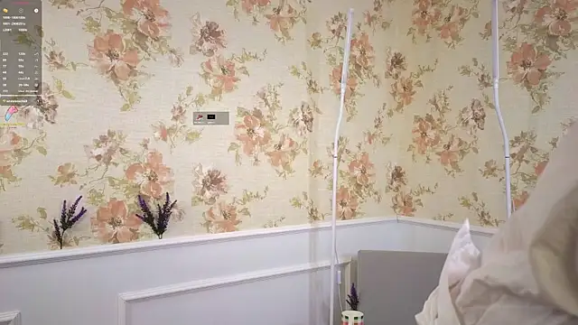 LynnaCure online show from 09.30.25