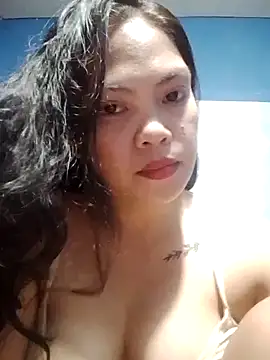 missluvv online show from 09.23.25