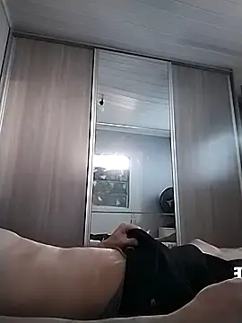 12dery online show from 10.15.25