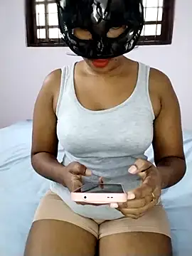 Snapshot of lolly_babie chatting on 11.15.25 lolly babie online show from 11.15.25