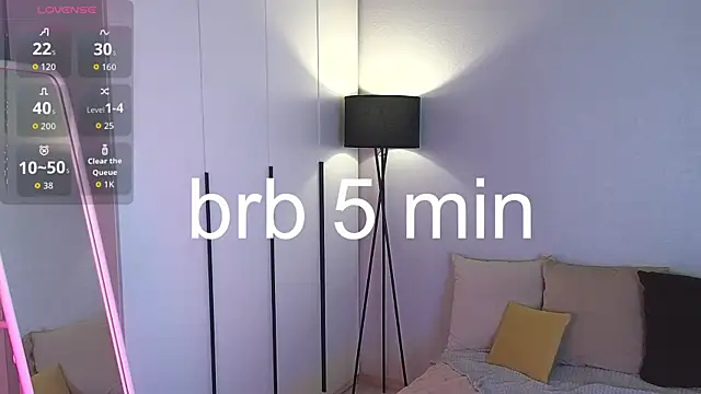 Snapshot of EsmaWonka chatting on 10.09.25 EsmaWonka online show from 10.09.25