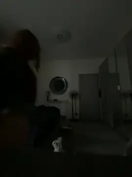 Snapshot of valedrams chatting on 10.30.25 valedrams online show from 10.30.25