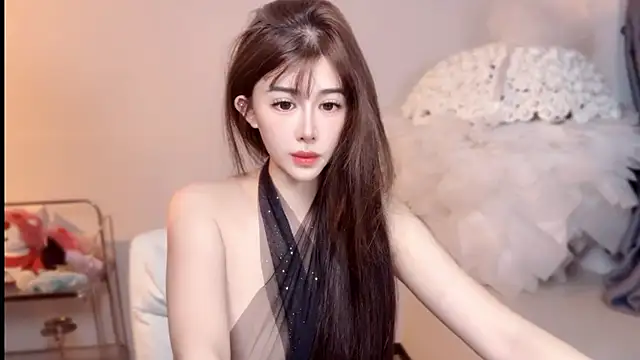 Snapshot of Tina-a chatting on 09.26.25 Tina-a online show from 09.26.25