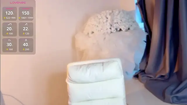 Snapshot of Tina-a chatting on 10.22.25 Tina-a online show from 10.22.25