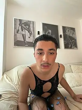 Snapshot of Pablo27622 chatting on 10.24.25 Pablo27622 online show from 10.24.25