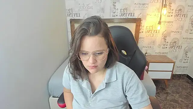 Snapshot of GIANAMILLER6 chatting on 09.08.25 GIANAMILLER6 online show from 09.08.25