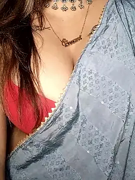 Shiny HOT01 online show from 01.15.26