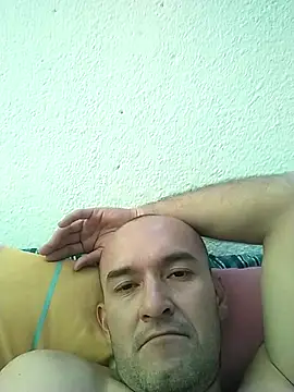 Snapshot of Josephfas chatting on 10.01.25 Josephfas online show from 10.01.25