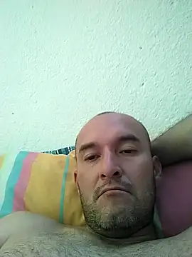 Snapshot of Josephfas chatting on 10.05.25 Josephfas online show from 10.05.25