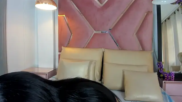 Snapshot of YallianaBrooks chatting on 02.02.26 YallianaBrooks online show from 02.02.26