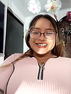 Snapshot of AsshleyVillaloboss chatting on 09.30.25 AsshleyVillaloboss online show from 09.30.25