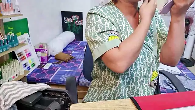 MichiLovely online show from 10.30.25