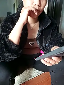 Sweet-Berry89 online show from 10.30.25