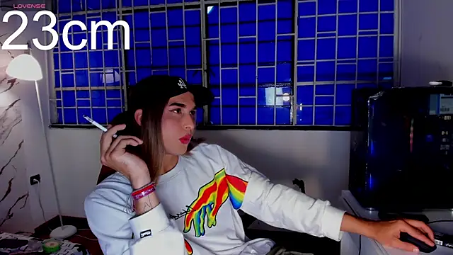 Snapshot of angelgoald1 chatting on 09.09.25 angelgoald1 online show from 09.09.25