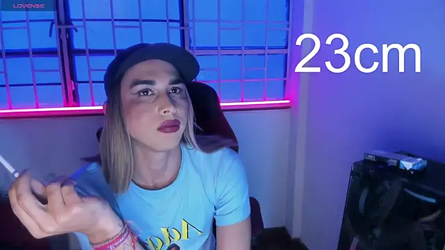 Snapshot of angelgoald1 chatting on 09.10.25 angelgoald1 online show from 09.10.25