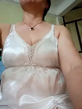 Snapshot of Kim-Anhh chatting on 10.09.25 Kim-Anhh online show from 10.09.25