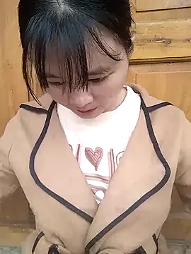 Snapshot of Chaotam1 chatting on 10.08.25 Chaotam1 online show from 10.08.25