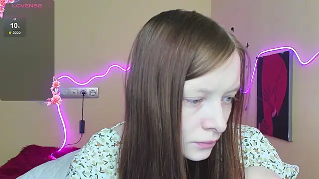 AliceHaris online show from 10.26.25