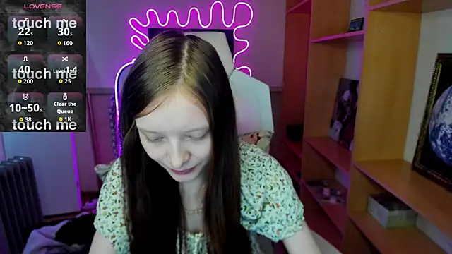 AliceHaris online show from 11.07.25