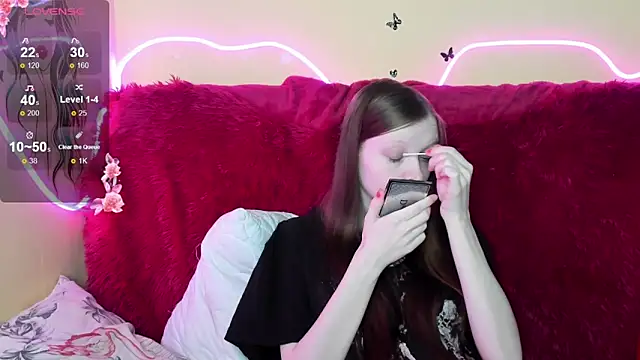 AliceHaris online show from 12.21.25