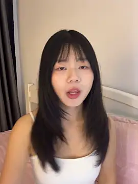 Ella-A9 online show from 10.17.25