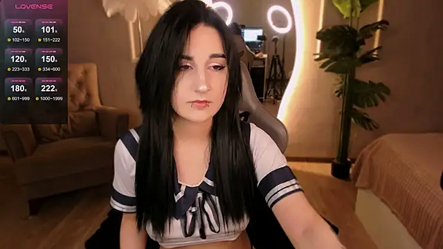 Lii Rose online show from 10.04.25