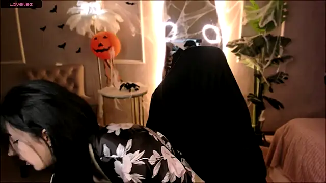 Lii Rose online show from 10.29.25