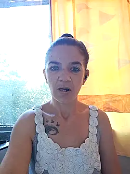 alinaalinutzq online show from 09.22.25