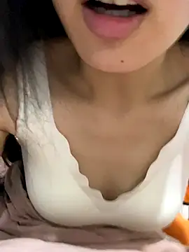 MengMeng0515 online show from 11.28.25