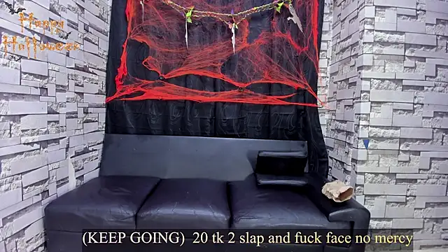 Snapshot of Crazy_Cult_Sex chatting on 10.28.25 Crazy Cult Sex online show from 10.28.25