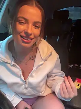 PiperPassionX online show from 10.10.25