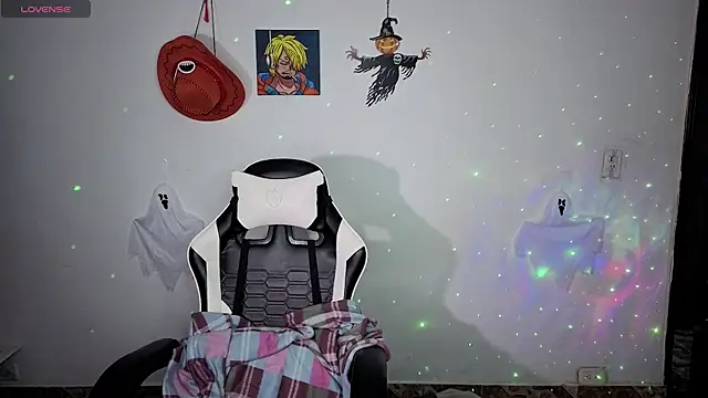 Melody Gho online show from 10.22.25