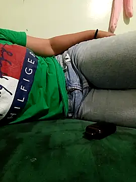 Mroma89six online show from 10.28.25