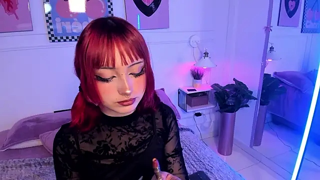 Zoe Lynch  online show from 02.05.26