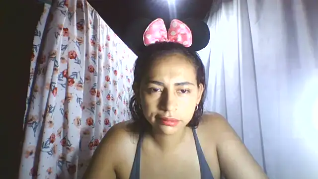 Anabelhotxx16 online show from 09.19.25