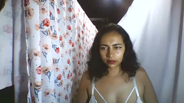 Anabelhotxx16 online show from 10.13.25