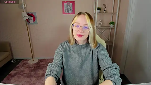 R0cket bunny online show from 10.04.25