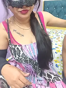 Queen Nightt online show from 09.08.25