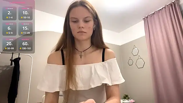 Snapshot of AudreyHammond chatting on 09.27.25 AudreyHammond online show from 09.27.25